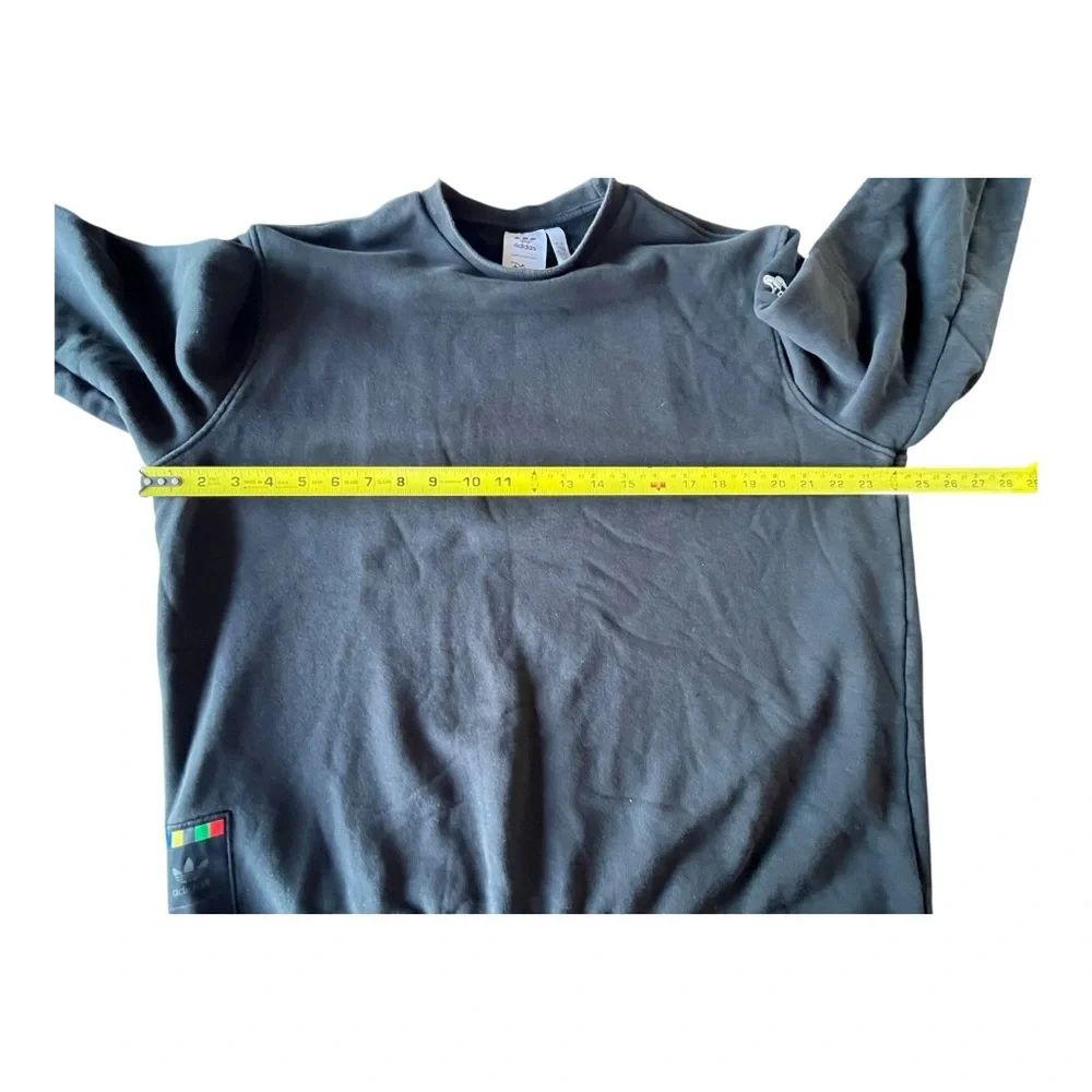 adidas Originals X Disney Goofy Crew Sweatshirt, Large
